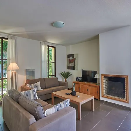 Villa Uxurious With Private Pool Salles (Gironde)